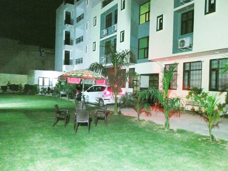 Hotel Olive & Blue - Govt Approved Hotel Near Delhi Airport New Delhi Exterior photo